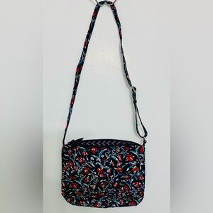 ✨🛍️Vera Bradley BUNDLE! 🛍️✨ Floral Crossbody Bag - Black and Red